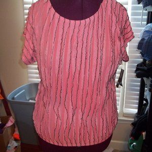 NEW DIRECTIONS LADIES SIZE M PULLOVER TOP SHIRT BLOUSE CORAL & BLACK NEW